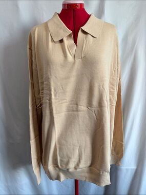 Men's Collared V-Neck Sweater in Beige